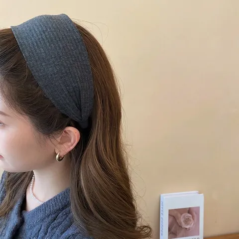 Women Wide Brim Knitted Ribbed Headband Solid Color Woolen Yarn Hair Hoop French Style Elegant Hair Accessory For Everyday Wear