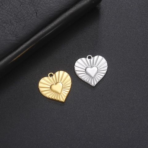 Heart Radiant Sunburst Pattern Stainless Steel Pendant Gold Plated Jewelry Personalized Style For Women