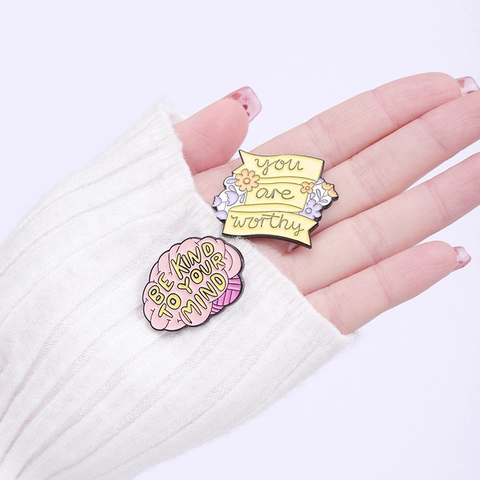 Motivational Enamel Pin Alloy Badge With Inspirational Quote Heart Brain Shape Fashion Decorative Lapel Brooch Jewelry