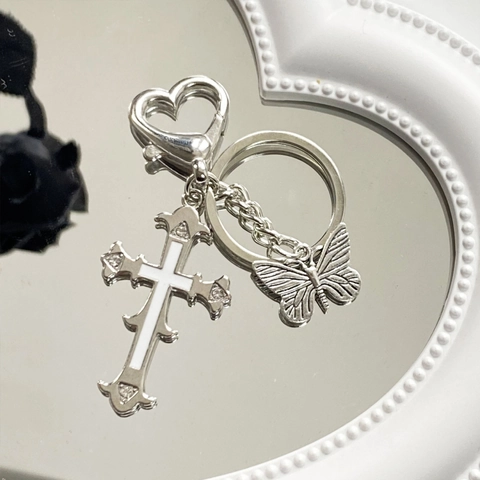 Portachiavi Farfalla Croce Chiusura Cuore Lega Di Metallo Goth Y2K Stile Dolce Cool Ornamento Borsa Accessorio