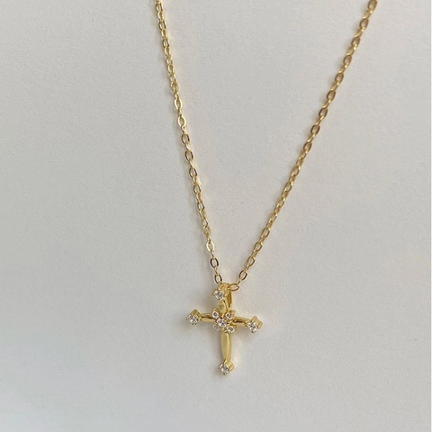 Kreuzanhänger Halskette Edelstahlkette Mit Zirkon Eingelegtem Kupferanhänger Glänzender Eleganter Modeschmuck Für Damen
