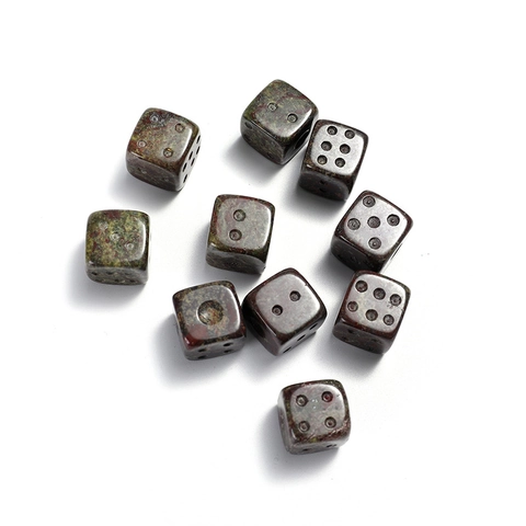 Natural Stone Dice Hand Polished Crystal Gemstone Six Sided Cube Desk Ornament Collection Board Game Accessory