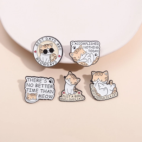 Spilla In Smalto Gatto Cartone Animato Citazione Inglese Divertente Distintivo Lega Verniciata Accessori Per Amanti Dei Gatti
