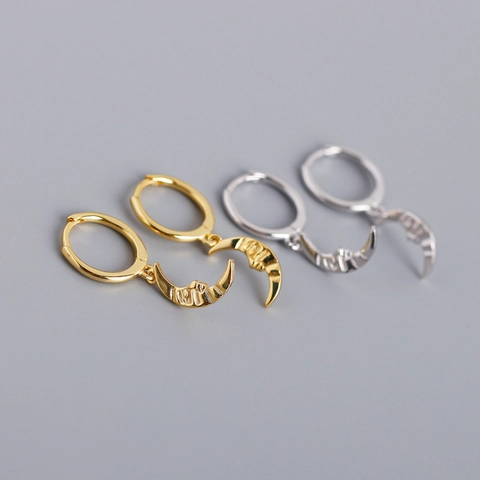 Vintage Baroque Style Moon Huggie Earrings 925 Sterling Silver Relief Human Face Pendant Dangle Jewelry For Women