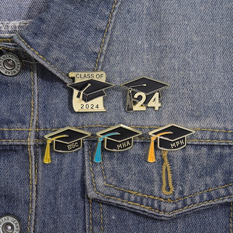 Graduation Cap Enamel Pin Alloy Painted Badge Class Of 2024 Academic Degree School Souvenir Gift Unisex Jewelry Accessory