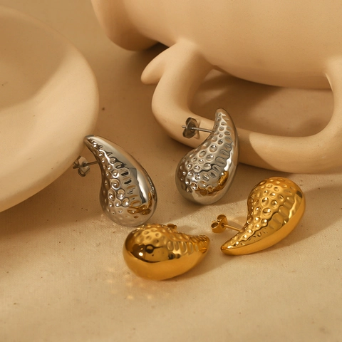 Orecchini A Goccia D'acqua Acciaio Inossidabile Placcato Oro 18K Trama Martellata Design A Spirale Per Donne
