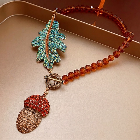 Vintage Blatt Und Eichel Anhänger Halskette Legierung Strass Bernstein Perlenkette Knebelverschluss Schmuck Für Damen