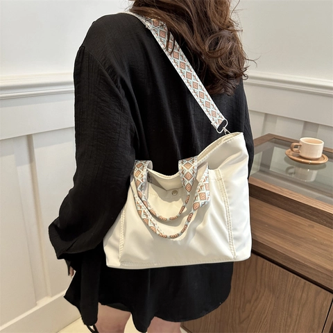 Borsa Tote Alla Moda Da Donna Nylon Grande Capacità Tracolla Larga In Tessuto Geometrico Borsa A Mano Casual Viaggio