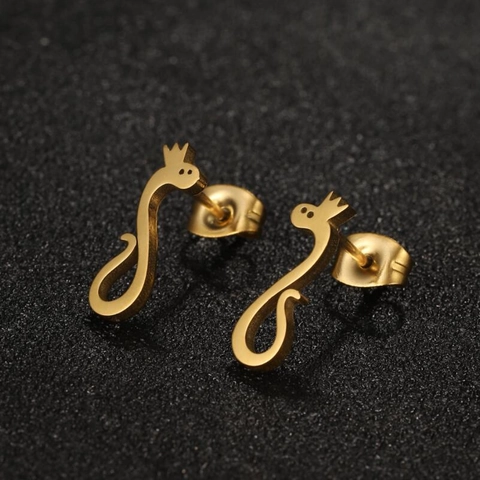 Süße Krone Schlange Ohrstecker Edelstahl Mini Tier S-Förmig Mode Minimalistischer Schmuck Für Frauen Mädchen