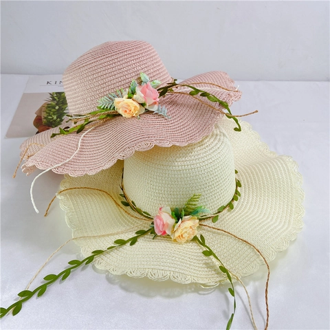 Chapeau De Soleil En Paille Pour Femmes Large Bord Décoration Florale Bord Ondulé Pliable Été Plage Vacances Mode