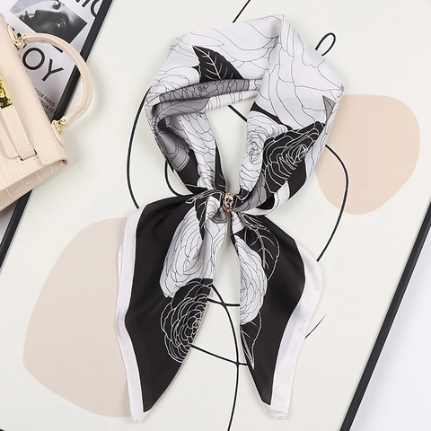 Eleganter Camellia Blumenmuster Quadratischer Schal Satinnsatin Glatt Haarschmuck Halstuch Französischer Stil Damen Mode