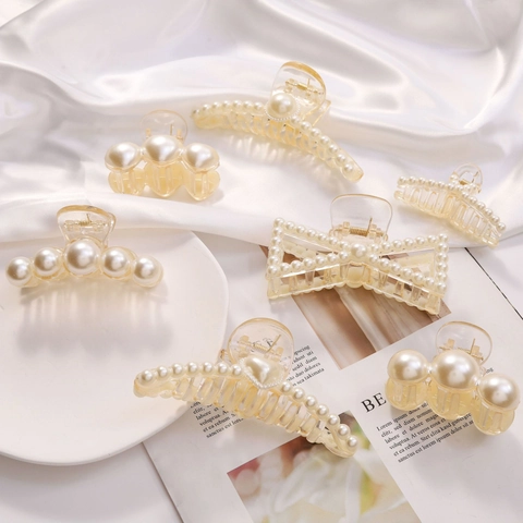 Elegant Artificial Pearl Hair Claw Clip Acrylic Rhinestone Ponytail Holder Fashion Hair Accessory For Women