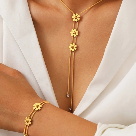 Set Di Gioielli In Acciaio Inossidabile Con Ciondolo A Fiore E Bracciale Nappa In Strass Catena Serpente Per Donna Elegante