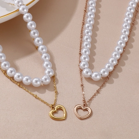 Collier Double Rang Künstliche Perles Acier Inoxydable Pendentif Cœur Évidé Style Minimaliste Élégant Pour Femme