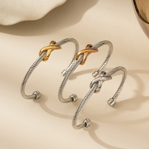Bracciale Rigido In Acciaio Inossidabile Cavo Intrecciato Bicolore Nodo A X Bracciale Aperto Donna Gioielli Minimalisti