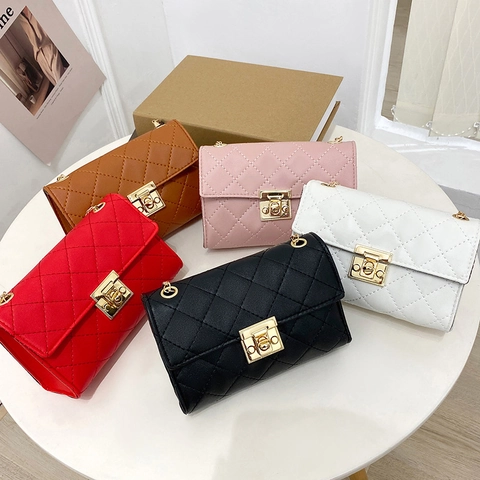 Quilted PU Leather Shoulder Bag With Gold Metal Chain Strap And Twist Lock Square Crossbody Bag Chic Elegant For Women