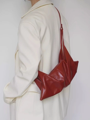 Sac Bandoulière Femme Cuir PU Texture Cire Huilée Pliable Design De Niche Style Coréen Sac Croissant Épaule Fermeture Éclair