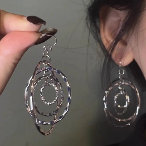 Orecchini Cerchio Strati Metallo Martellato Cerchi Concentrici Pendente Gioielli Moda Geometrici Donna Regalo Elegante