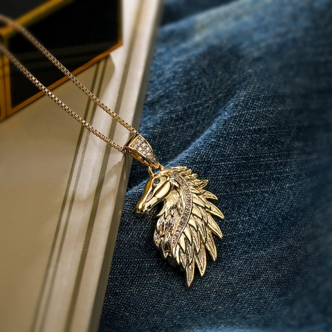 Collier Pendentif Tête De Cheval Cuivre Plaqué Or Avec Zircon Coloré Pierre Gemme Bijoux Style Ins Pour Femmes