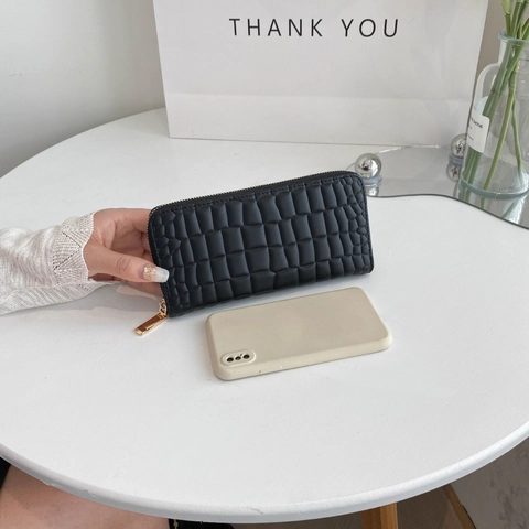 Women Long Wallet Crocodile Pattern PU Leather Zip Around Large Capacity Clutch Purse Card Holder