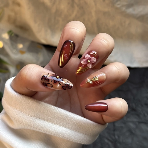 Uñas Postizas Press On Diseño Flores 3D Ombre Marrón Forma Almendra Estilo Artesanal Lujo Brillantes Para Mujeres