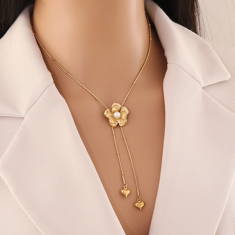 Collana Lunga Con Nappa In Acciaio Inossidabile Perla Artificial Sintetica Camelia Cuore A Forma Di Y Gioielli Di Moda Eleganti Per Donne