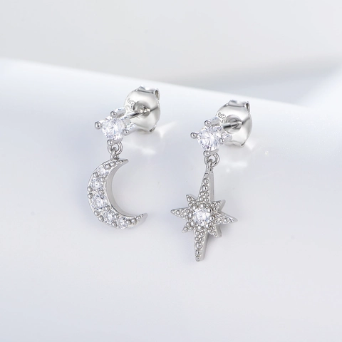 Orecchini a Bottone Asimmetrici Stella e Luna in Argento Sterling 925 con Zirconia Intarsiata Orecchini a Goccia Donna Gioielli