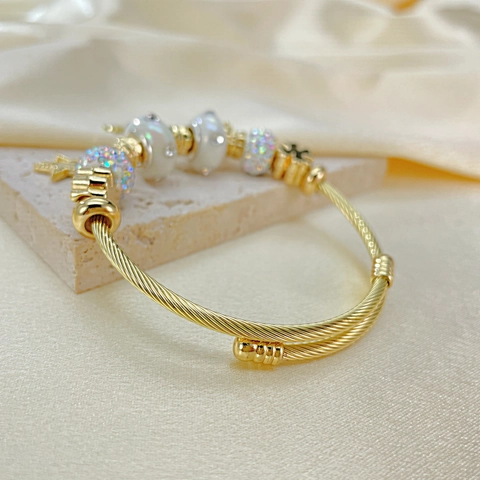 Star And Moon Pendant Bracelet Stainless Steel Alloy Rhinestone Beaded Wire Cable Open Cuff Bangle Jewelry For Women