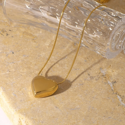 Minimalist 3D Heart Pendant Necklace 18K Gold Plated Stainless Steel Snake Bone Chain Elegant Jewelry For Women