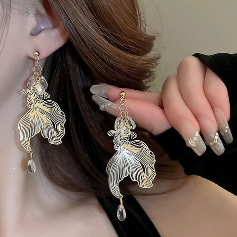 Orecchini Pendenti A Forma Di Pesce Rosso Stile Cinese Cavo In Rame Con Perno In Argento Sterling 925