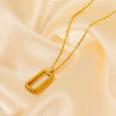 Rechteck Anhänger Halskette 18K Vergoldeter Edelstahl Hohl Gedrehte Textur Minimalistisch Schicke Schlüsselbeinkette Damen