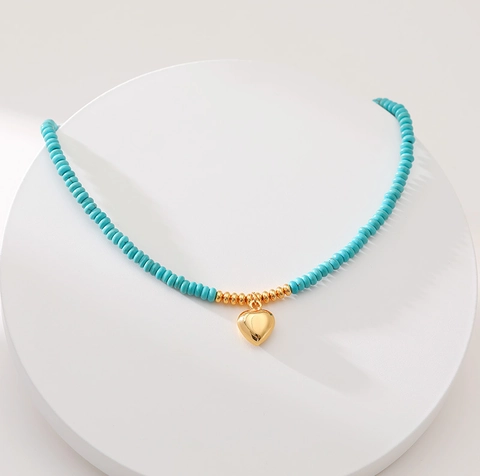 Exotic Style Zinc Alloy Artificial Turquoise Beaded Heart Pendant Necklace For Women Handmade Lucky Beads Choker Jewelry Gift