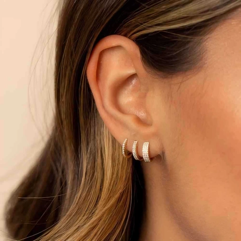 Boucles D'oreilles Créoles Plaqué Or 18 Carats Acier Inoxydable Zircone Cubique Pavé Bijoux De Mode Pour Femmes