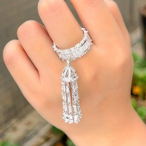 Luxury Copper Zirconia Tassel Open Ring For Women Hollow Out Micro Inlaid Star Statement Finger Ring Fashion Jewelry