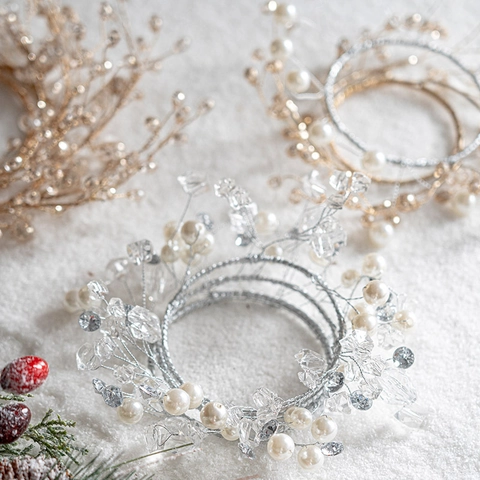 Handmade Christmas Beaded Candle Ring Wreath Artificial Pearl Crystal Table Ornament Festive Holiday Decoration Elegant