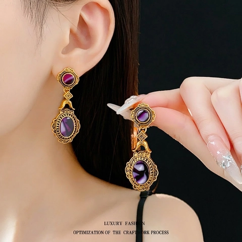 Vintage Palace Stil Hängeohrringe Legierung Lila Acryl Edelstein Mit Silber Ohrstecker Elegante Schmuck Für Frauen