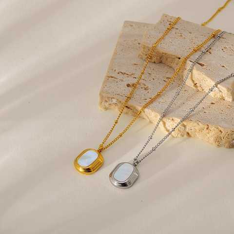 Collar de Colgante Ovalado de Acero Inoxidable de Concha Blanca Elegante Chapado en Oro Cadena en O Joyería de Moda para Mujer