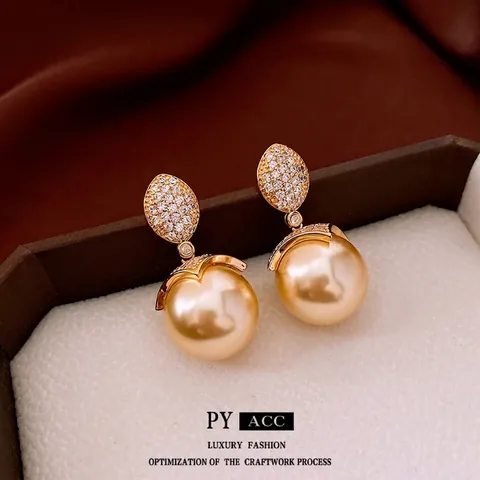 Elegant Golden Artificial Pearl Drop Earrings 18K Gold Plated Copper Zircon Leaf With Silver Earring Post Retro Luxury For Women