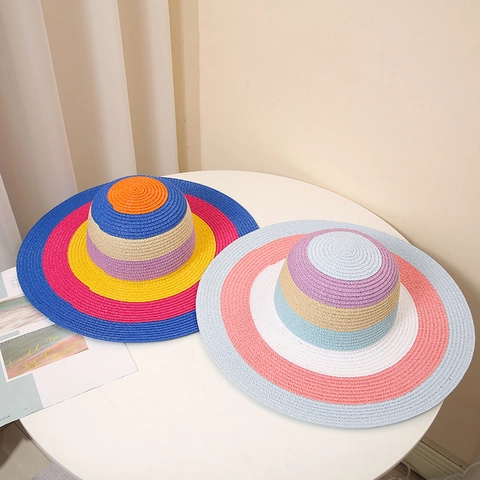 Zomer Dames Regenboog Gestreepte Papier Strohoed Brede Rand Ademend Strandvakantie Geweven Patchwork Ronde Bovenkant Strohoed