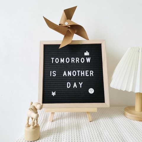 Felt Letter Board With Wood Frame Changeable Plastic Characters Stand Scissors Bag Message Memo Decor Baby Milestone Props