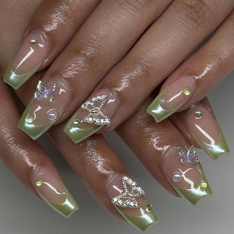 Ongles À Presser Français Vert Aurore Faux Ongles Courts Cercueil Avec Décorations Papillon 3D Strass Künstliche Perles