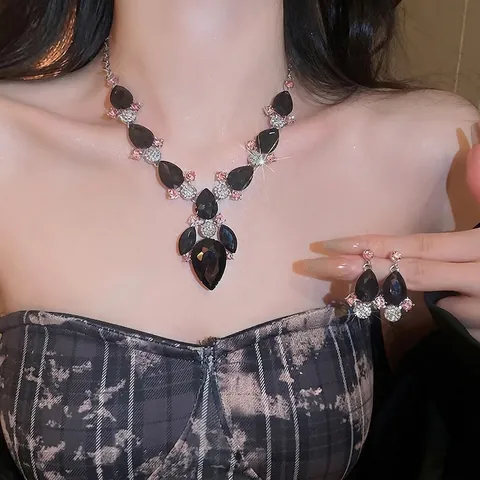 Collar Y Pendientes De Diamantes De Imitación Gota De Agua Lujo Aleación Cristal Joyería Elegante De Fiesta Para Mujeres