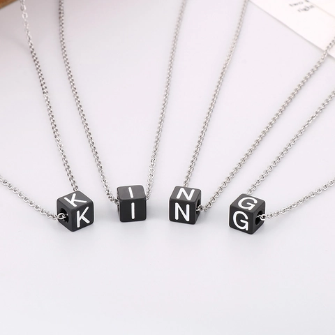 Collier Initiale Alphabet En Acier Inoxydable Pendentif Cube Noir Lettre Blanche Minimaliste Bijoux Unisexe Tendance