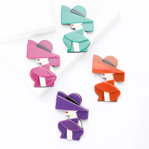 Moda Spilla Silhouette Donna in Acrilico Retro Creativo Figura Cappello a Tesa Larga Cartone Animato Spilla Versatile Abbigliamento Corsage Donna Gioielli Accessori