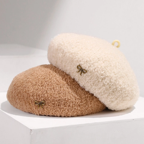Vintage Faux Lambswool Beret Hat For Women Elegant Solid Color Warm Winter Painter Cap Metal Bow Decoration Accessory
