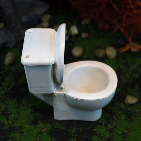 Miniature Resin Toilet Model Figurine For Micro Landscape Garden Decoration Funny Novelty Dollhouse Accessory