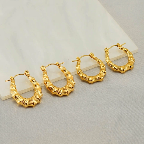 Orecchini A Cerchio Con Texture Di Bambù Placcato Oro 18K Acciaio Inossidabile Retrò Geometrico Forma U Per Donne