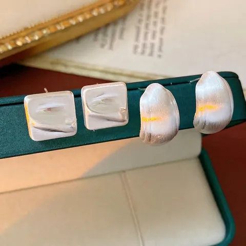 Orecchini Geometrici Quadrati Rotondi Con Perno In Argento Lega Texture Pieghettata Spazzolata Gioielli Minimalisti