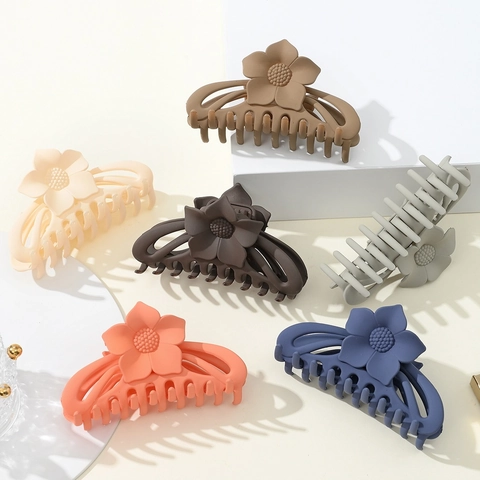 Matte Sunflower Flower Hair Claw Clips For Women Large Frosted Solid Color Non-Slip Hair Jaws Decorative Hair Styling Accessories