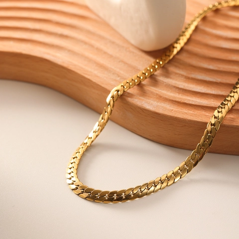 Halskette 18K Vergoldeter Edelstahl Flache Schlangenknochenkette Minimalistischer Eleganter Schmuck Geschenk Für Frauen